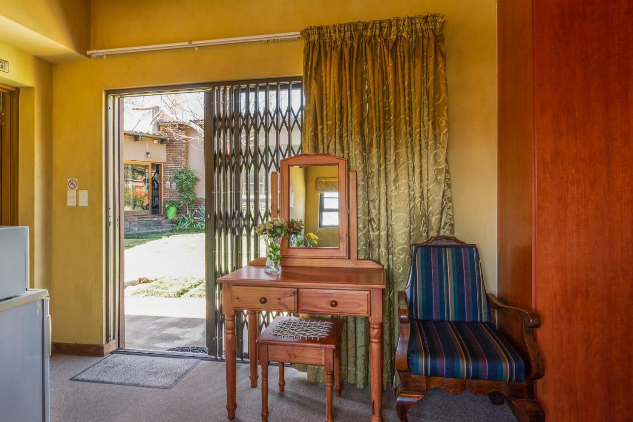 Aberfeldy Bed & Breakfast Midrand Esterno foto